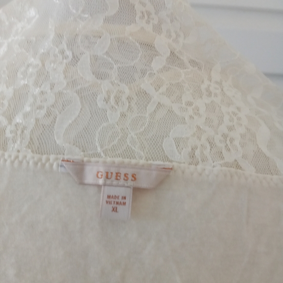 Tops - Picture 5 of 6